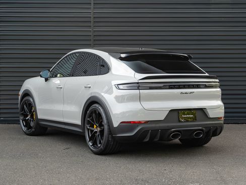 Certified 2026 Porsche Cayenne Turbo GT AWD/4WD image 3