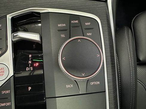 Used 2025 BMW 330i xDrive 330i xDrive w/ Premium Package image 24