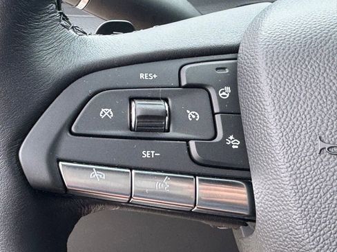 Used 2024 Cadillac XT4 Premium Luxury w/ Technology Package image 21