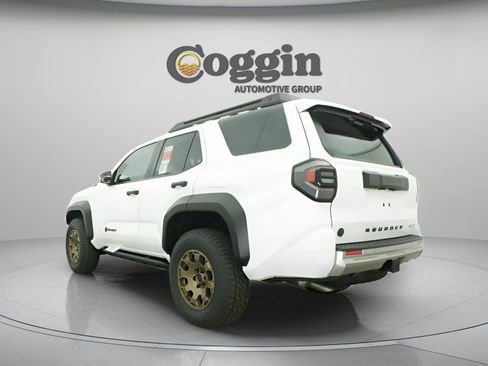 New 2026 Toyota 4Runner Trailhunter AWD/4WD image 9