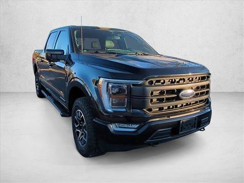 Used 2021 Ford F150 Lariat w/ Equipment Group 502A High image 3