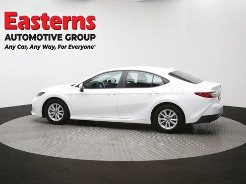 Used 2025 Toyota Camry LE FWD image 61