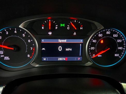 Used 2023 Chevrolet Traverse LT FWD image 20