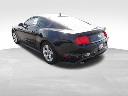 Certified 2021 Ford Mustang Coupe RWD image 8