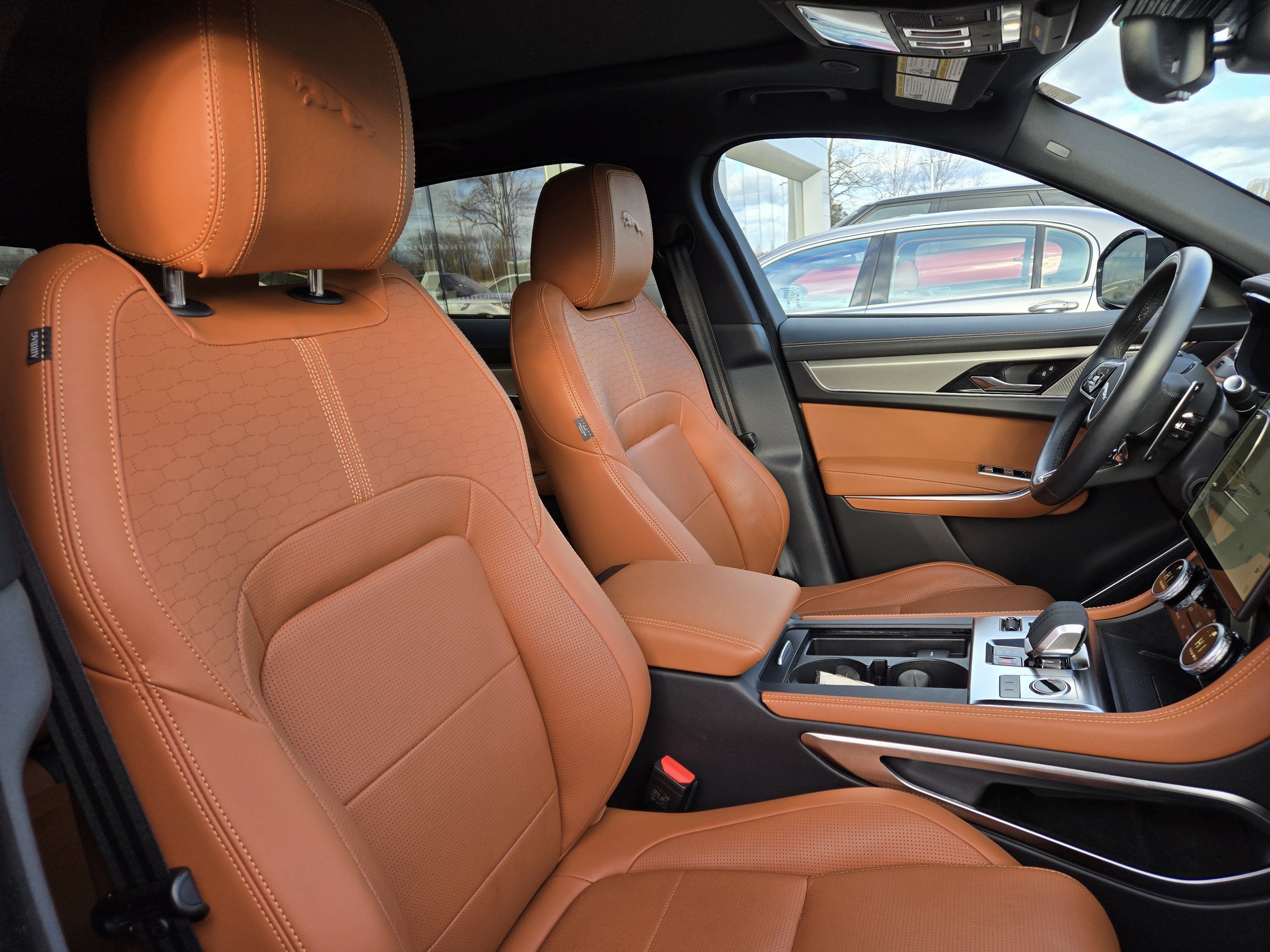 Certified 2026 Jaguar F-PACE R-Dynamic S AWD/4WD image 16
