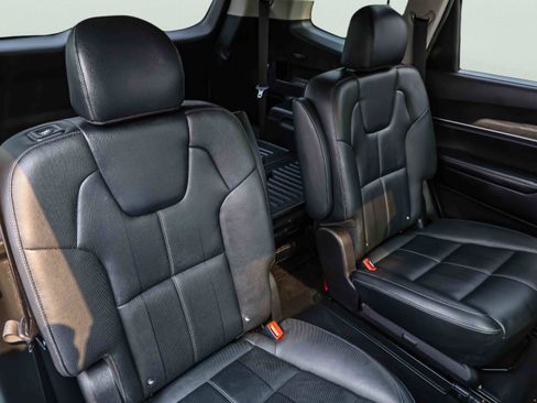 Used 2022 Kia Telluride EX w/ EX Premium Package AWD/4WD image 23