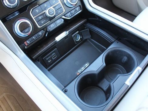 Used 2021 GMC Yukon Denali w/ Advanced Technology Package image 44