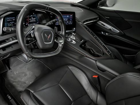 Used 2021 Chevrolet Corvette Stingray Convertible w/ 1LT image 23