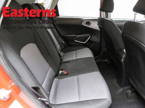 Used 2024 Kia Soul LX w/ Option Group 015 FWD image 23