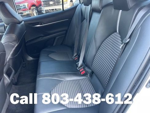 Used 2020 Toyota Camry SE FWD image 12
