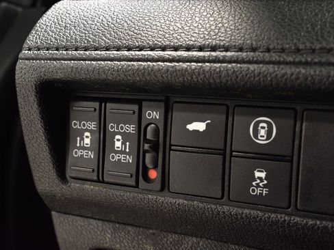 Used 2023 Honda Odyssey Sport image 15