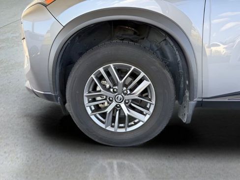 Used 2021 Nissan Rogue S FWD image 12