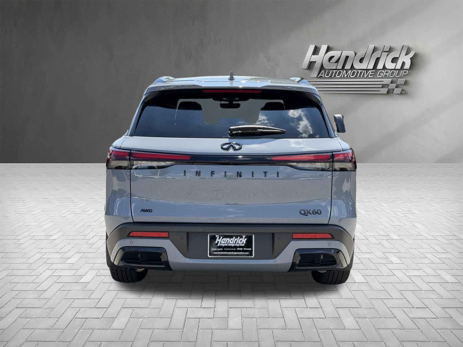 Used 2025 INFINITI QX60 Luxe w/ Black Edition AWD/4WD image 9