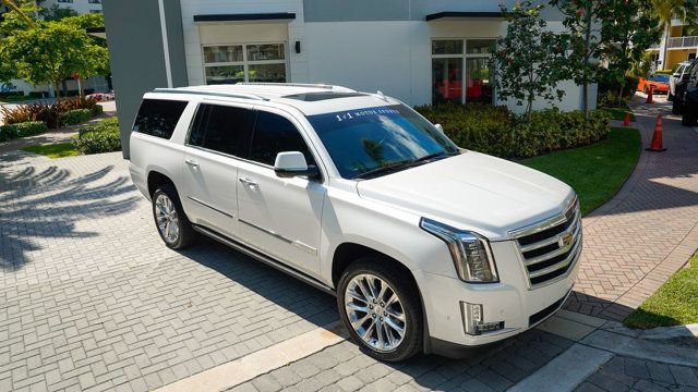 Used 2019 Cadillac Escalade ESV Premium Luxury RWD image 34