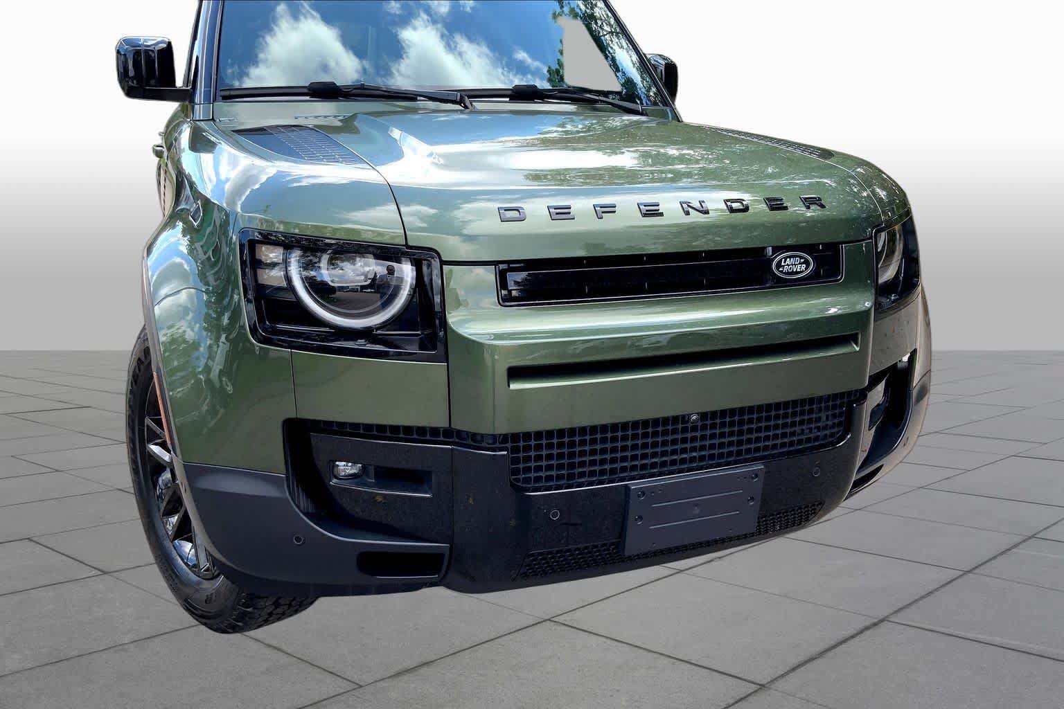 Used 2026 Land Rover Defender 110 S AWD/4WD image 28