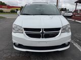 Used 2019 Dodge Grand Caravan SXT image 2
