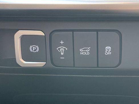 Used 2025 Hyundai Santa Fe SEL FWD image 26
