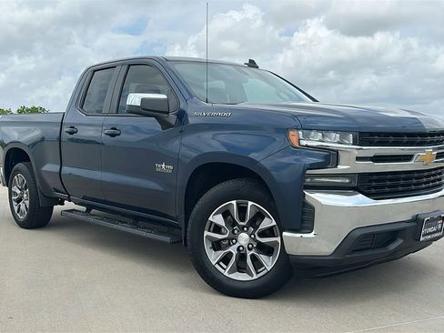 Used 2019 Chevrolet Silverado 1500 LT w/ Texas Edition image 7