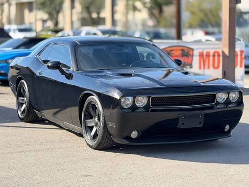 Used 2012 Dodge Challenger R/T Plus RWD image 43