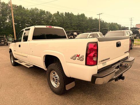 Used 2004 Chevrolet Silverado 2500 LS w/ Skid Plate Package AWD/4WD image 19