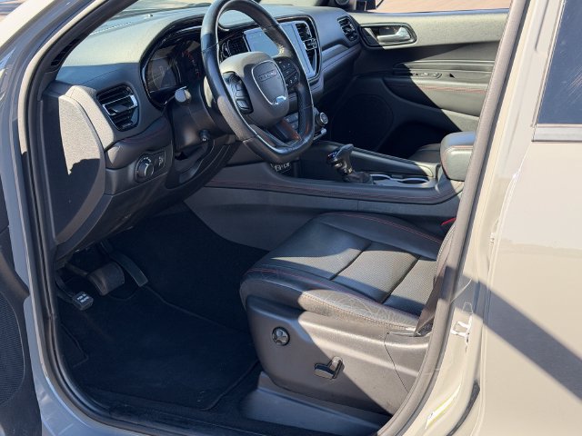 Used 2024 Dodge Durango GT RWD image 12