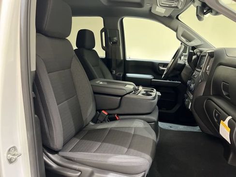 Used 2025 Chevrolet Silverado 2500 Custom w/ Custom Value Package AWD/4WD image 23