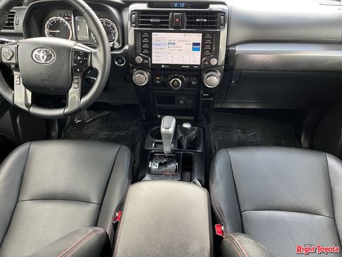 Certified 2020 Toyota 4Runner TRD Off-Road Premium w/ Moonroof Package AWD/4WD image 18