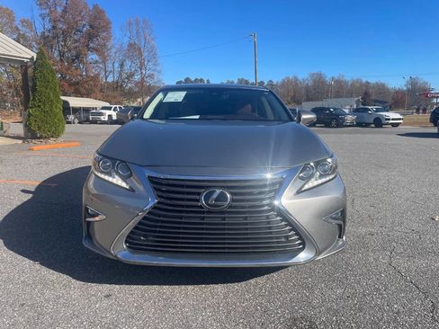 Used 2016 Lexus ES 350 w/ Luxury Package w/Wood Trim image 6