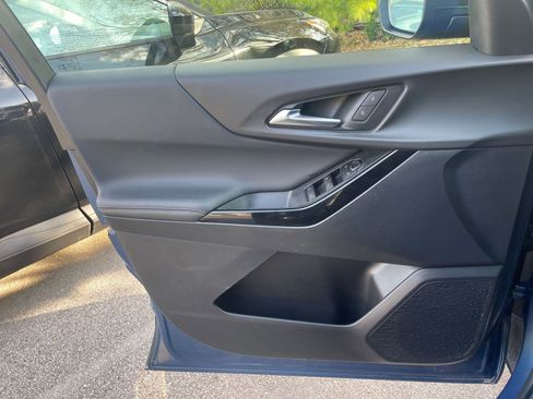 Used 2025 Chevrolet Equinox LT image 20