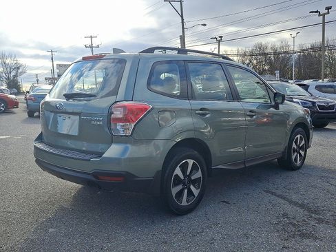 Used 2017 Subaru Forester 2.5i w/ Alloy Wheel Package image 4