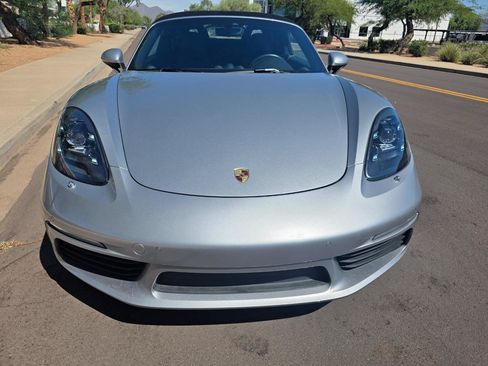 Used 2018 Porsche 718 Boxster S RWD image 14