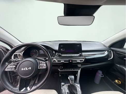Used 2022 Kia Seltos EX AWD/4WD image 14