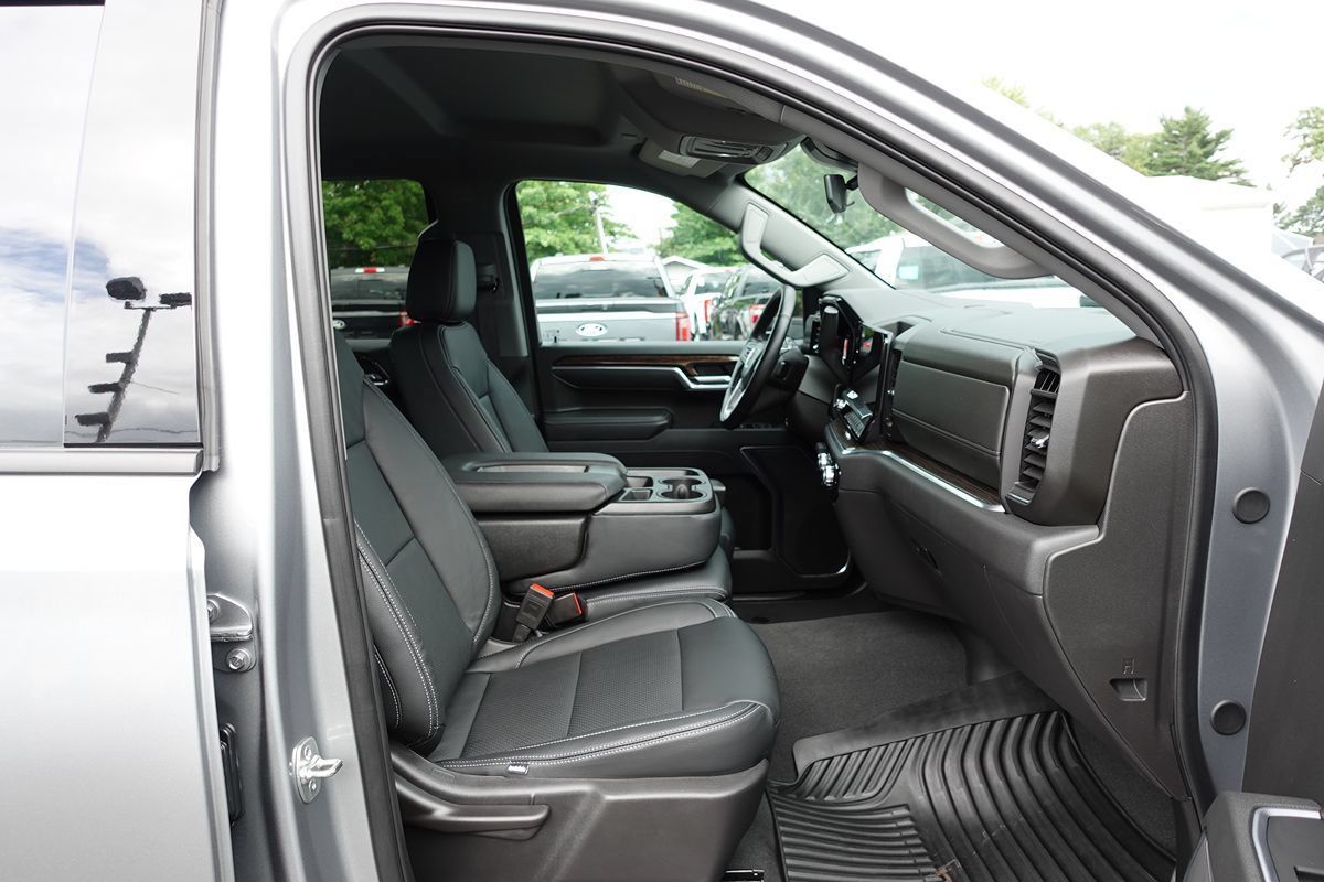 Used 2025 GMC Sierra 1500 Elevation AWD/4WD image 37