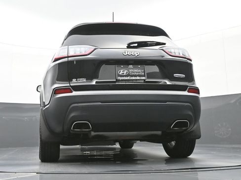 Used 2019 Jeep Cherokee Latitude w/ Popular Appearance Group FWD image 42