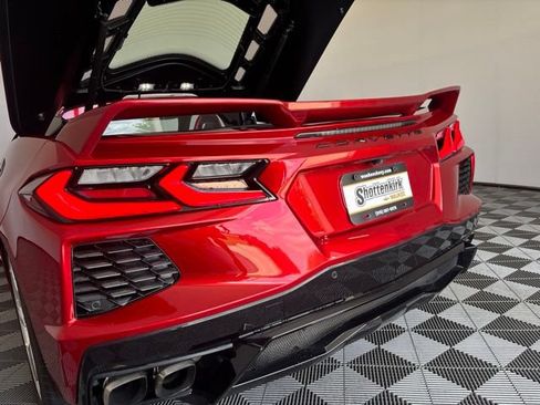 Used 2021 Chevrolet Corvette Stingray Preferred Cpe w/ Engine Appearance Package RWD image 24