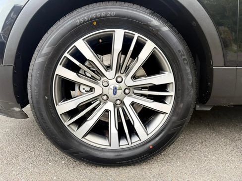 Used 2016 Ford Explorer Platinum AWD/4WD image 34