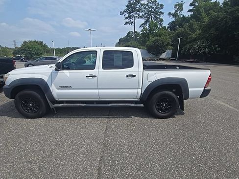 Used 2015 Toyota Tacoma PreRunner w/ Convenience Package RWD image 8