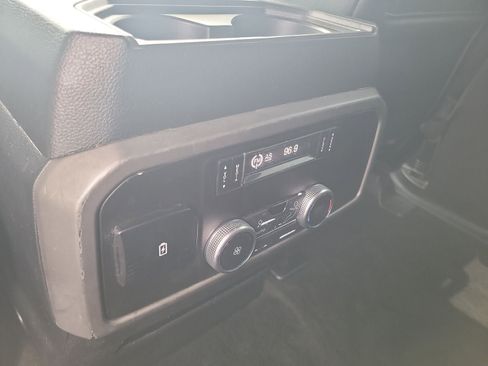 Used 2020 Ford Expedition XLT w/ Equipment Group 201A RWD image 25