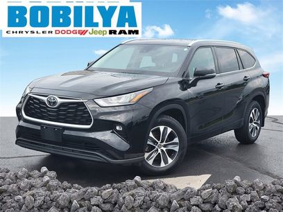 Used 2021 Toyota Highlander XLE