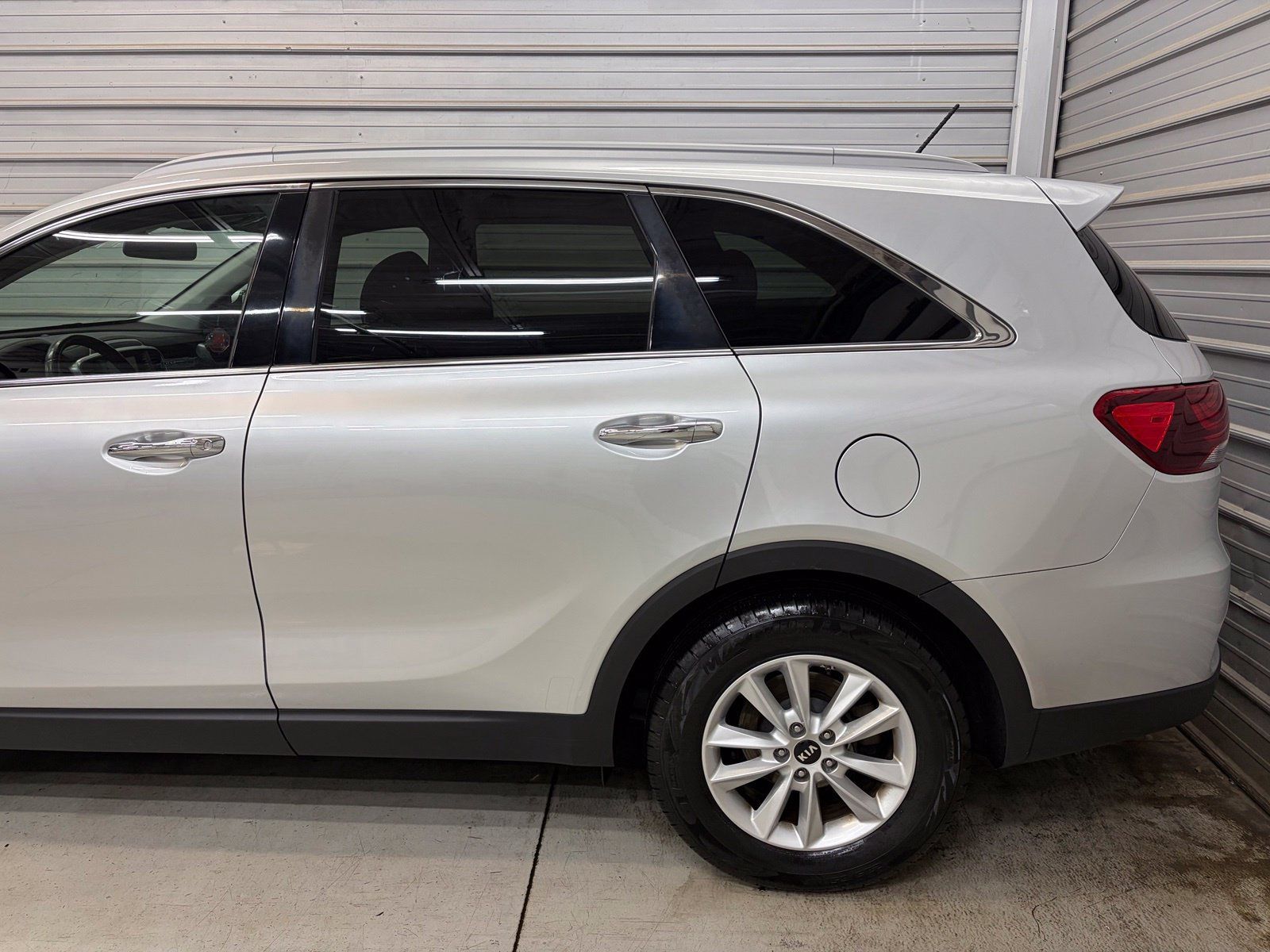 Used 2020 Kia Sorento LX w/ LX I4 Convenience Package AWD/4WD image 5