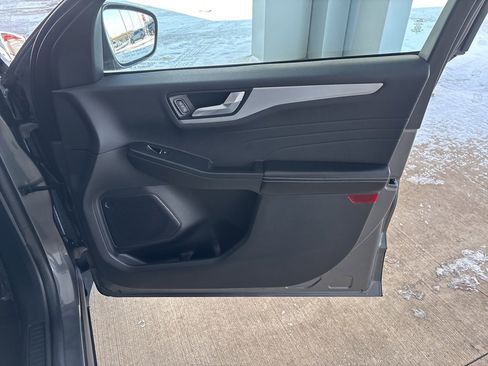 Used 2024 Ford Escape Platinum image 31