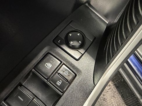 Used 2019 Toyota RAV4 XLE image 22