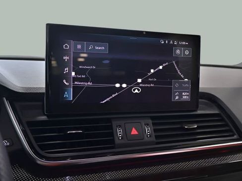 Used 2021 Audi SQ5 Prestige w/ Prestige Package image 28