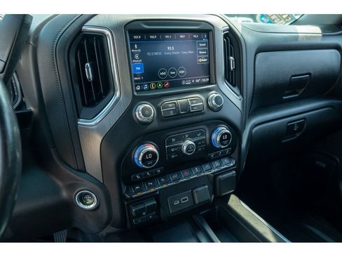 Used 2021 GMC Sierra 1500 Denali w/ Denali Ultimate Package AWD/4WD image 24