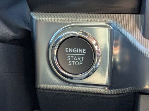 Used 2024 Ford F150 Lariat w/ FX4 Off-Road Package image 26