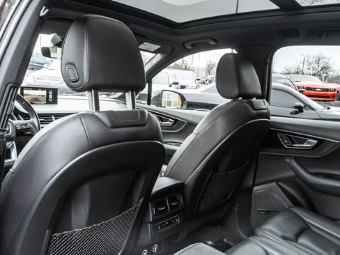 Used 2018 Audi Q7 3.0T Premium Plus w/ Premium Plus Package image 29