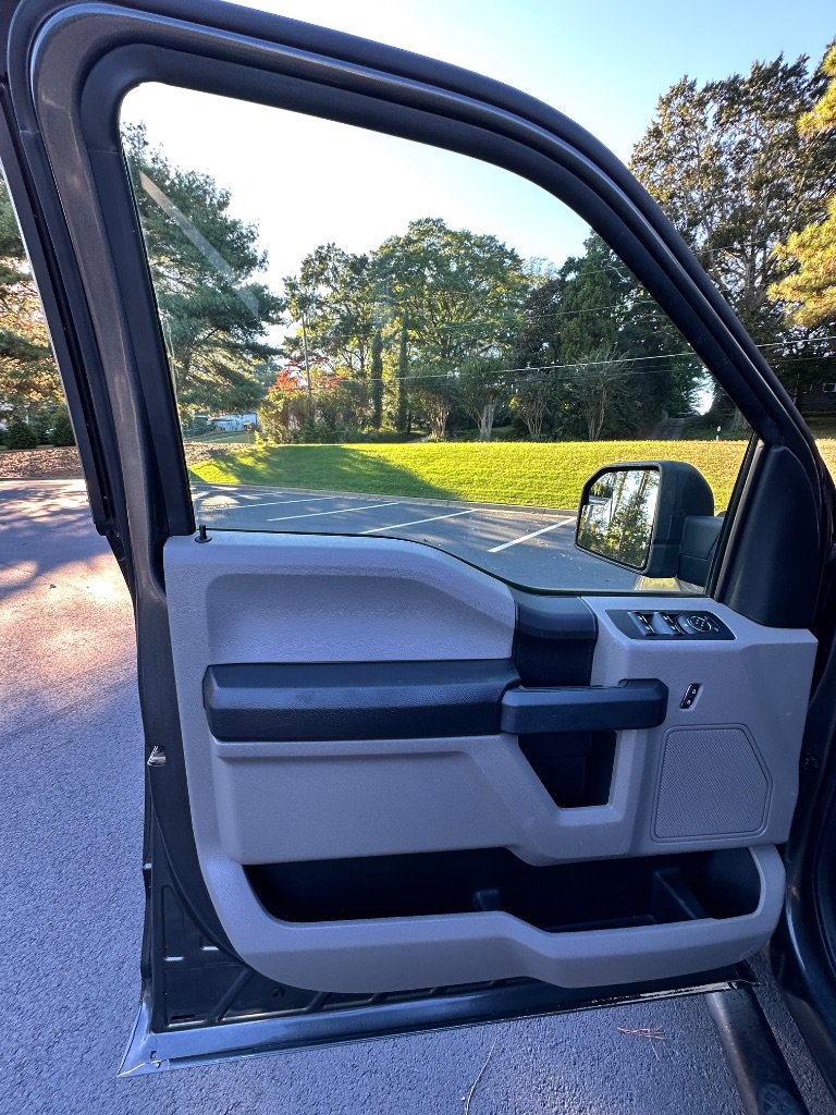 Used 2019 Ford F150 XL w/ Equipment Group 101A Mid AWD/4WD image 16