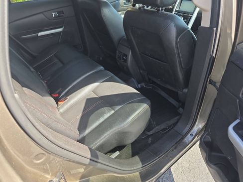 Used 2012 Ford Edge Limited w/ Canadian Touring Pkg AWD/4WD image 13