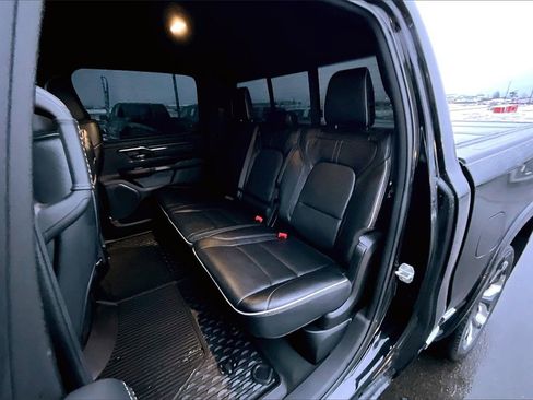 Used 2022 RAM 1500 Limited w/ Body-Colour Bumper Group image 27