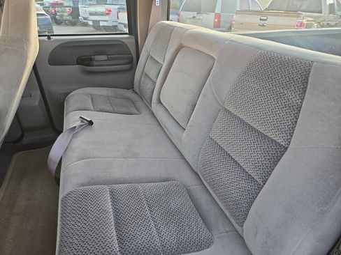 Used 2001 Ford F250 XLT image 9